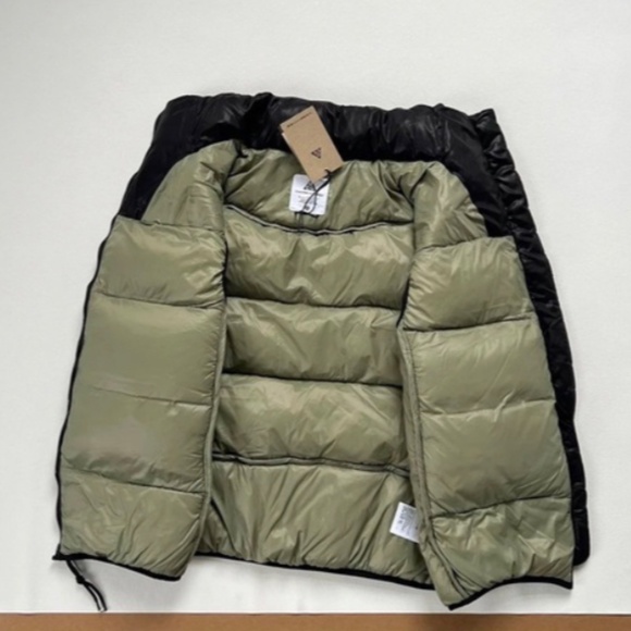 Nike ACG vest - Picture 2 of 7